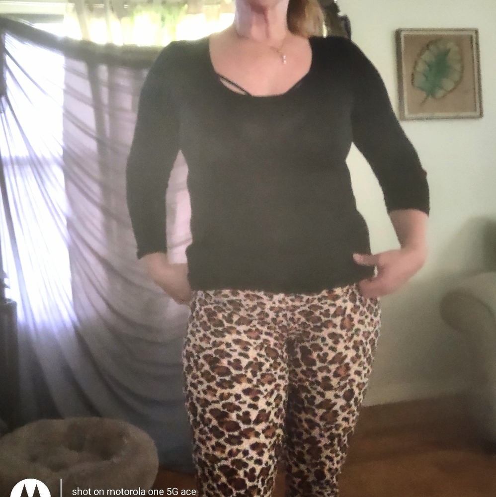 Women's cheetah print leggings - Picture 2 of 7